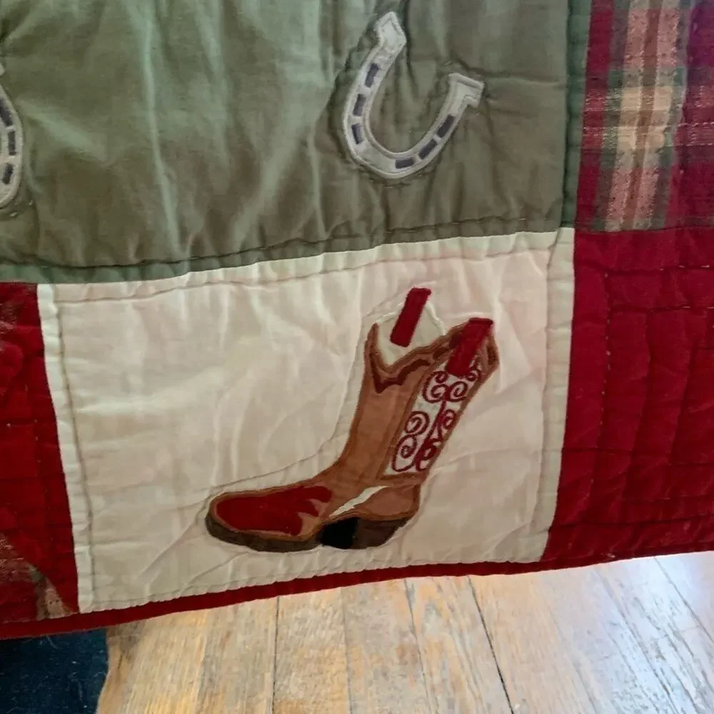 Vintage Longaberger Homestead rare horse quilt!
